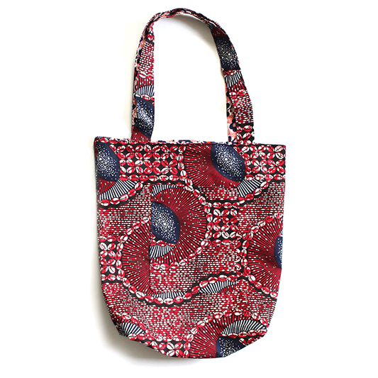 reversible patterned print tote bag pockets