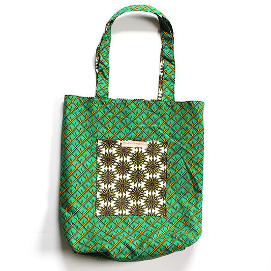 reversible patterned print tote bag pockets