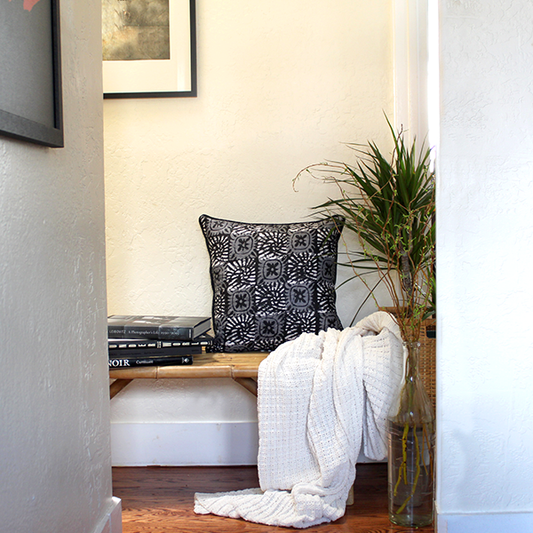 Black & White Foulard 20x20 Pillow Cover - noraokafor